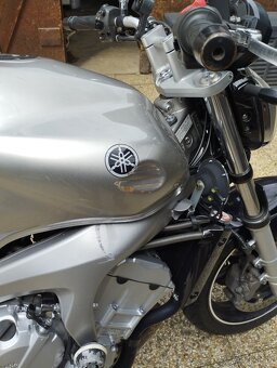 Yamaha FZ6 (2005) - 6