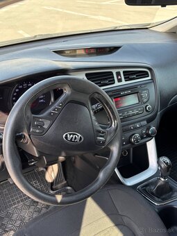 🚗 Kia Ceed 1.4 CRDi (kombi) - 6