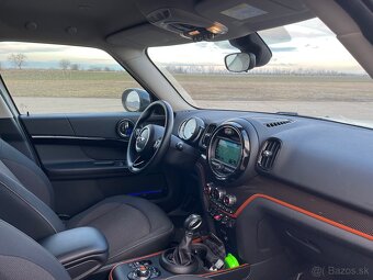 MINI COOPER COUNTRYMAN - 6