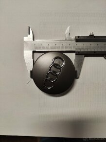 Kryty kolies / diskov Audi 4ks - 6