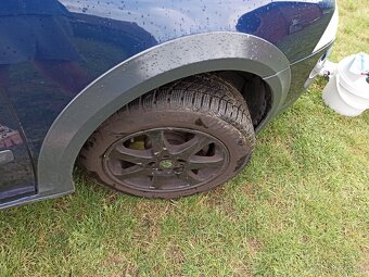Predám Octavia 2 scout 2 TDI 103kw 4x4 - 6