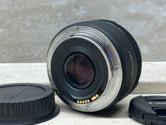 Canon EF 50mm f/1.8 STM - 6