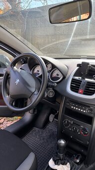 Peugeot 207 5P 1.4 E 2009 - 6