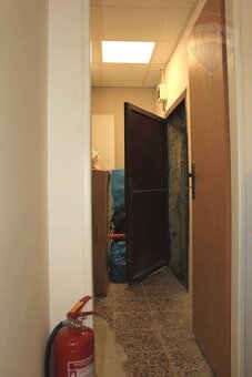 Prenájom obchodného priestoru  110m2 Skalica - 6