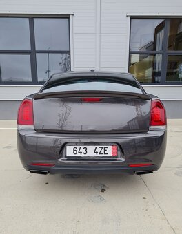 Chrysler 300S Alloy Edition - 6