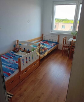 NA PREDAJ: priestranný 4-izbový byt na sídlisku Sekčov - 6