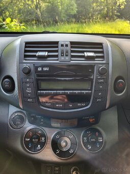 TOYOTA RAV4 2.0 Valvematic 116 kW, CVT automat 4x4 - 6