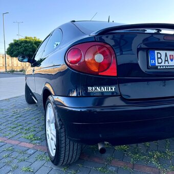 Renault Megane coupe 2.0 16v - Youngtimer - 6