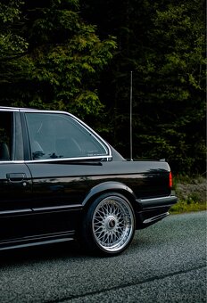 BMW E30 - 6