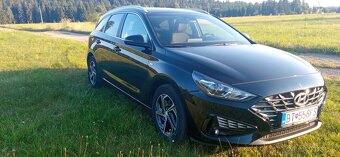 Hyundai i30 CW 1.5 T-GDi mHEV Family - 6