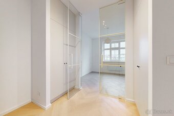 EXKLUZÍVNE 2-izb zrekonštruovaný byt STARÉ MESTO - 6