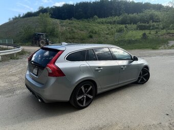 Volvo V60 D3 R-Design 110kW A/T - 6