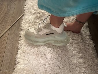 Balenciaga - 6