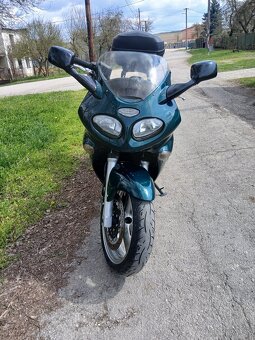 Triumph Sprint 955 ST - 6