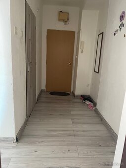 Zrekonštruovani byt v dobšinej 2 izbový - 6