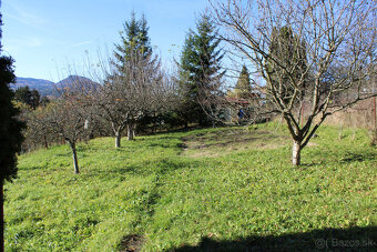 EXKLUZÍVNE-SPEKTRUM REALITY- Na Predaj  záhradná chatka s po - 6