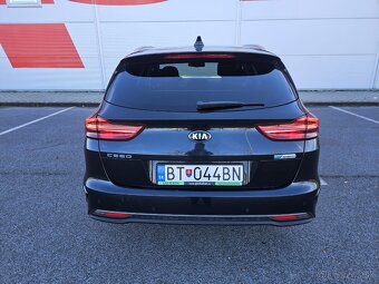 Kia Ceed SW 1.6 CRDi MHEV Gold - 6