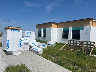 Na predaj 3-izbové DVIJDOMY - 6