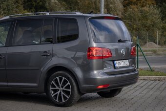 Volkswagen Touran - 6