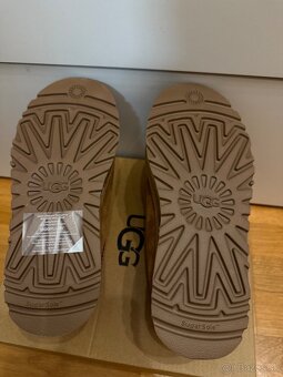 Ugg Tazz - 6
