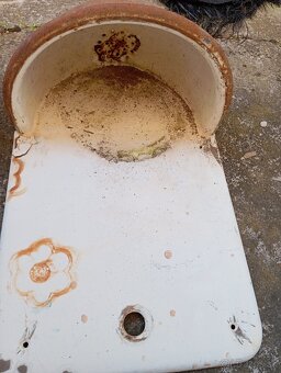 Predám staré liatinové umývadlá smaltované - 6