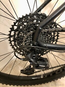 GT AVALANCHE EXPERT 29" - 6