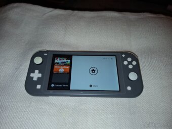 Nintendo switch LITE - 6