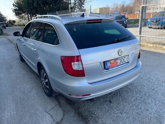 Škoda Superb 2,0 TDi - 6