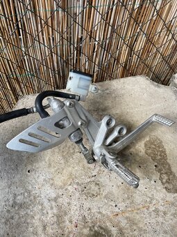 Set zadnej brzdy na Suzuki - 6