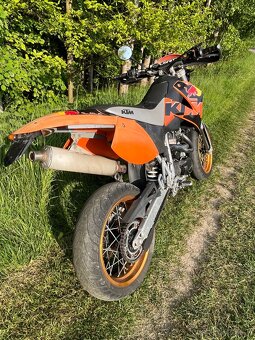 KTM LC4 640 Supermoto - 6