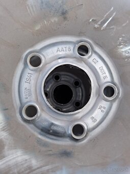 Komplet plech. disky R16 + letné pneu 205/55 R16 zn. Sava - 6