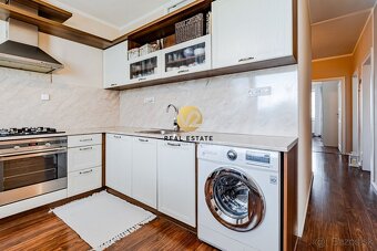 Na PREDAJ 3i klimatizovaný byt 83m2 s balkónom - 6