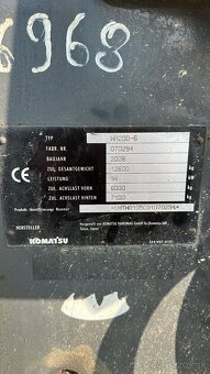 Čelný nakladač Komatsu WA200 - 6