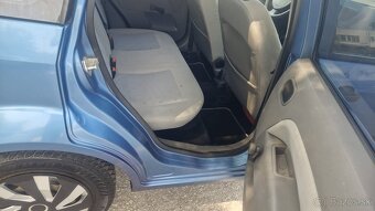 Ford Fiesta 1,3 benzín - 6