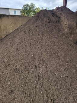 Preosiata Zem-Osievaná Zem -Ornica-Štrky-Piesky Kontajnery - 6