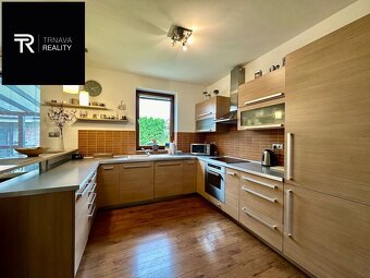 TRNAVA REALITY - Na predaj zariadený 5-izbový RD Leopoldov N - 6