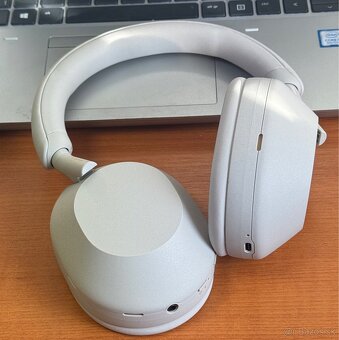 Sony WH-1000XM5 - len odskúšané - 6