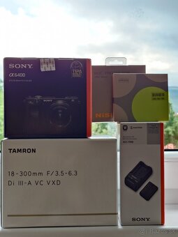 Sony A6400 + Tamron 18-300mm f3,5-6,3 Di III-A VC VXD - 6