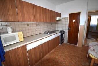 Na predaj 6-izbový rodinný dom v obci Matúškovo - 6