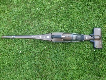 Tyčový vysávač Bosch 2 v 1 - 6