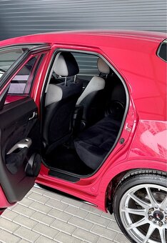 HONDA CIVIC 1.8 VTEC SPORT - 6