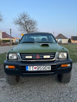 Mitsubishi L200 - 6