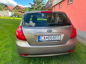 KIA Ceed 1.4 benzín (77 kW) - 6