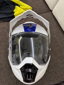 Predam moto prilbu - 6
