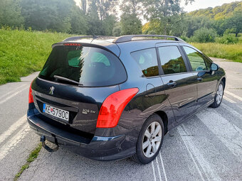 Predám Peugeot 308 SW 1.6 e-HDi Automat - 6