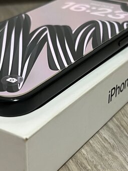 iPhone 15 128GB - 6