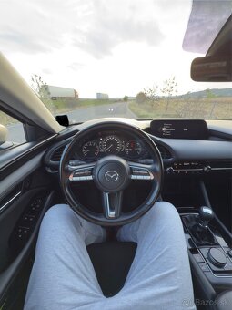 Mazda 3 2.0 Skyactive-G 90kw 2022 - 6