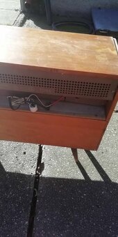 Predám staré retro rádio - 6