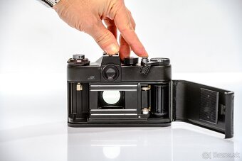 Zenit ET s objektívom Helios 44-2 REZERVOVANE - 6