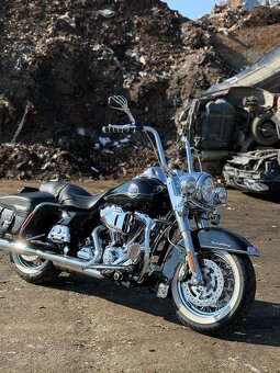 HARLEY DAVIDSON FLHR ROADKING 2010 - 6